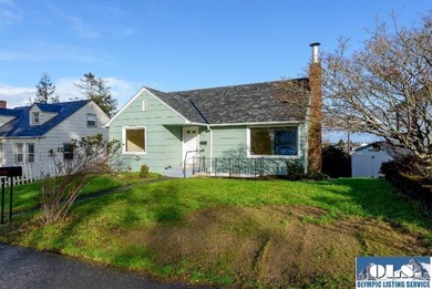 Strait Juan de Fuca  Home Active Under Contract in Port Angeles Washington