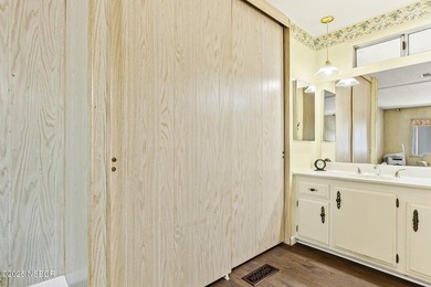 NEW ROOF on this Move-In Ready 2-bedroom, 2-bath mobile home in - photo 16