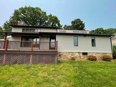 Exclusive Ridgetop Retreat Overlooking Wytheville Golf Club!