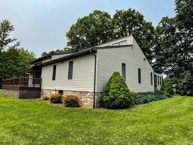 Exclusive Ridgetop Retreat Overlooking Wytheville Golf Club!