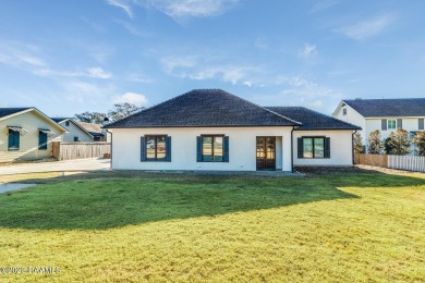 Lake Home For Sale in Lafayette, Louisiana