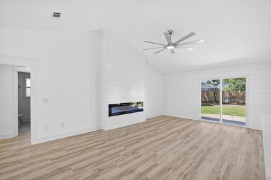 Welcome to this beautiful home located in the heart of Destin - photo 7