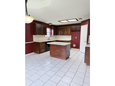 Opportunity awaits on one of the area's most desirable streets! - photo 7
