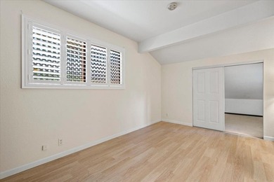 Welcome to this beautifully updated 4-bedroom, 3.5-bath home in - photo 13