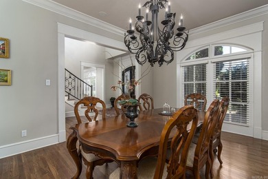 Exceptional Custom Home by Carl Gray Hinson in Prestigious - photo 16
