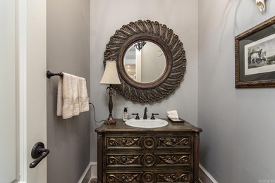 Exceptional Custom Home by Carl Gray Hinson in Prestigious - photo 18