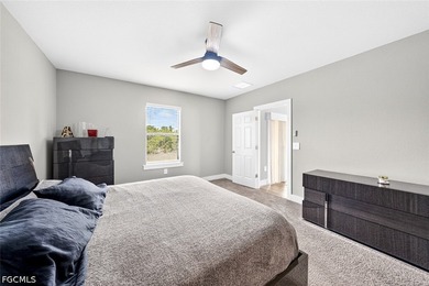 This beautiful and better than new 3-bedroom, 2-bathroom home - photo 21