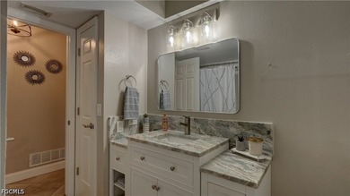 Welcome to your dream home in Cape Coral! This stunning - photo 22