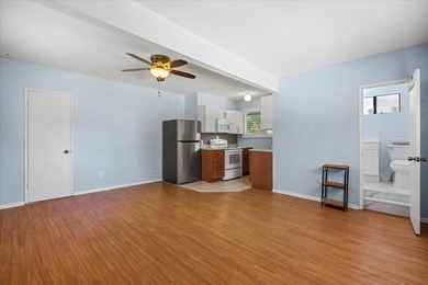 Welcome to this beautifully updated 4-bedroom, 3.5-bath home in - photo 22