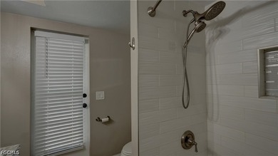 Welcome to your dream home in Cape Coral! This stunning - photo 23