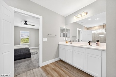This beautiful and better than new 3-bedroom, 2-bathroom home - photo 26