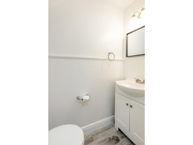 Modern Luxury in the Heart of Park Circle! Step into this - photo 8