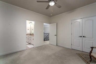 Exceptional Custom Home by Carl Gray Hinson in Prestigious - photo 29