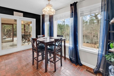 Experience life on the Waccamaw River. This exceptional - photo 9