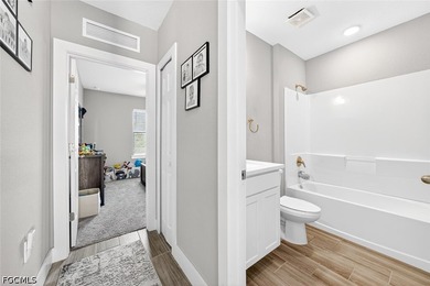 This beautiful and better than new 3-bedroom, 2-bathroom home - photo 29