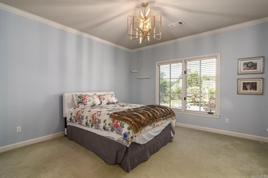 Exceptional Custom Home by Carl Gray Hinson in Prestigious - photo 32