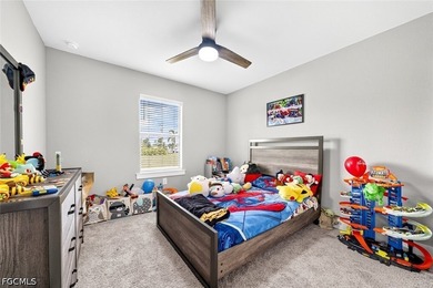 This beautiful and better than new 3-bedroom, 2-bathroom home - photo 32