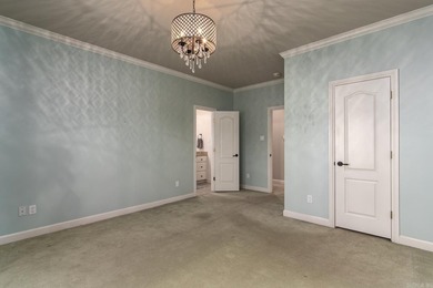 Exceptional Custom Home by Carl Gray Hinson in Prestigious - photo 34