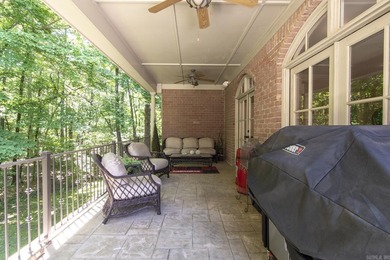 Exceptional Custom Home by Carl Gray Hinson in Prestigious - photo 37