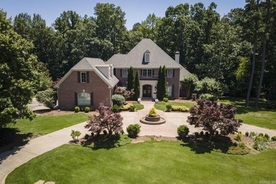 Exceptional Custom Home by Carl Gray Hinson in Prestigious - photo 45