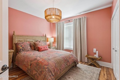 Fabulous completely renovated 3 bedroom/2 bath St. Simons Island - photo 14
