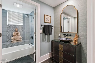 Fabulous completely renovated 3 bedroom/2 bath St. Simons Island - photo 16