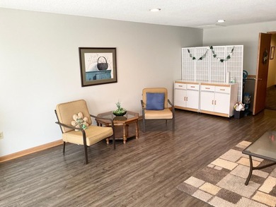 Stunning main floor 2-bedroom, 2-bath condominium in the Austin - photo 20