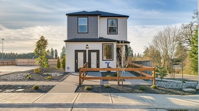 Columbia River Home For Sale in Vancouver Washington