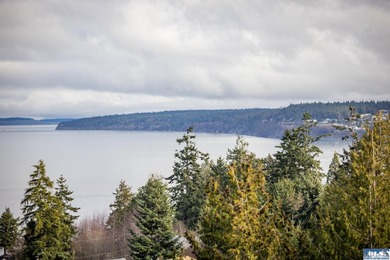 Wake up to breathtaking views of the Strait of Juan de Fuca - photo 3