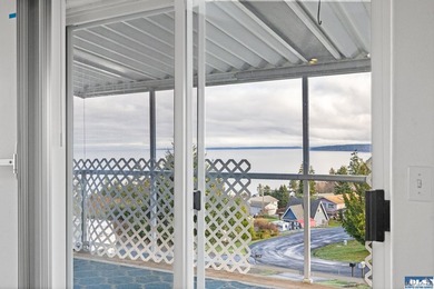 Wake up to breathtaking views of the Strait of Juan de Fuca - photo 10