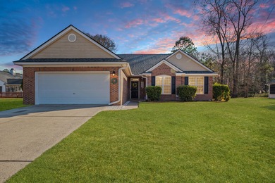 (private lake, pond, coastal) Home For Sale in Summerville South Carolina