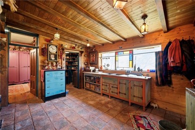THIS HOME IS A LITTLE OASIS IN THE MIDDLE OF KINGMAN, IT IS - photo 12