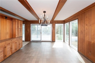 Classic circa 1968 oceanfront residence sited on a prime 50' x - photo 14