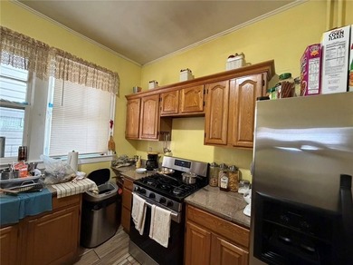 Welcome to this well-maintained 2-family home in Staten Island - photo 5
