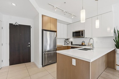 Welcome to The Lookout at Victoria Hill. This 2 bedroom + den, 2 - photo 15