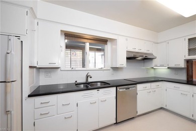 Classic circa 1968 oceanfront residence sited on a prime 50' x - photo 17