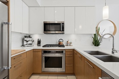 Welcome to The Lookout at Victoria Hill. This 2 bedroom + den, 2 - photo 18