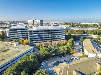 LUXURY REDEFINED Welcome to Unit 1315 where sophisticated living