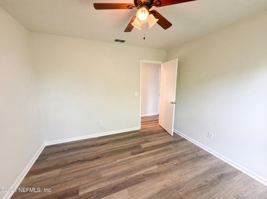 Imagine 12301 Burning Embers Ln N, a refreshed residence - photo 22