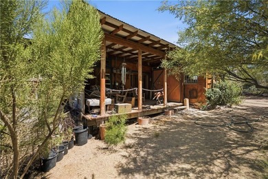 THIS HOME IS A LITTLE OASIS IN THE MIDDLE OF KINGMAN, IT IS - photo 22