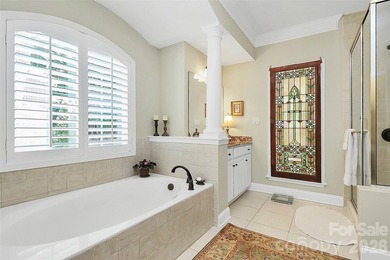 Discover refined living in this elegant full brick home on 3rd - photo 24