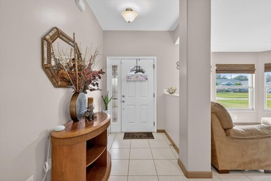 Welcome to this beautifully maintained home offering 3 bedrooms - photo 4
