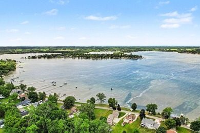 COLDWATER LAKE-Front Home - 60' of Beachfront. Enjoy lakefront - photo 27