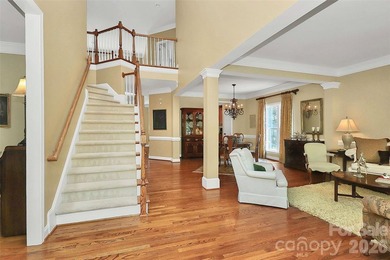 Discover refined living in this elegant full brick home on 3rd - photo 29