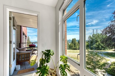 Welcome to The Lookout at Victoria Hill. This 2 bedroom + den, 2 - photo 30