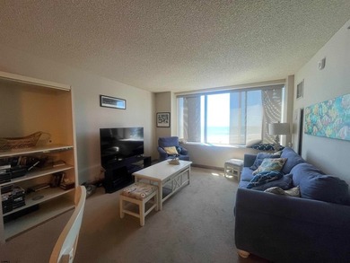 Enjoy direct ocean views from this spacious 1-bedroom, 1-bath - photo 2