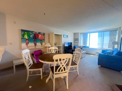 Enjoy direct ocean views from this spacious 1-bedroom, 1-bath - photo 3