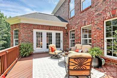 Discover refined living in this elegant full brick home on 3rd - photo 37