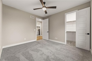 Hard-to-come-by, like-new home ready for move-in on a premier - photo 44