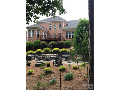 Discover refined living in this elegant full brick home on 3rd - photo 47